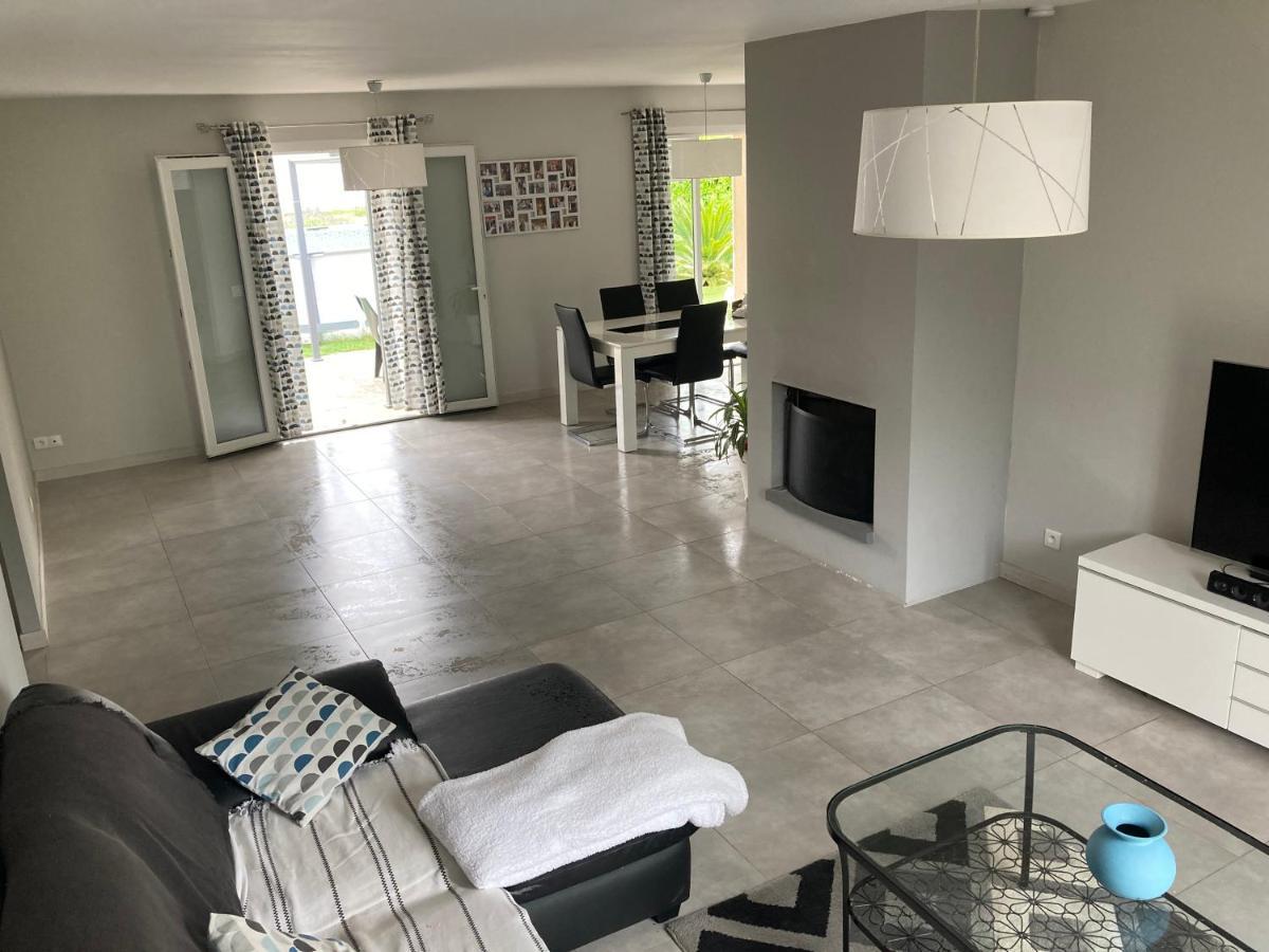 Saint-Genes-de-Fronsac Maison Familiale Avec Jardin De 1500M2 מראה חיצוני תמונה